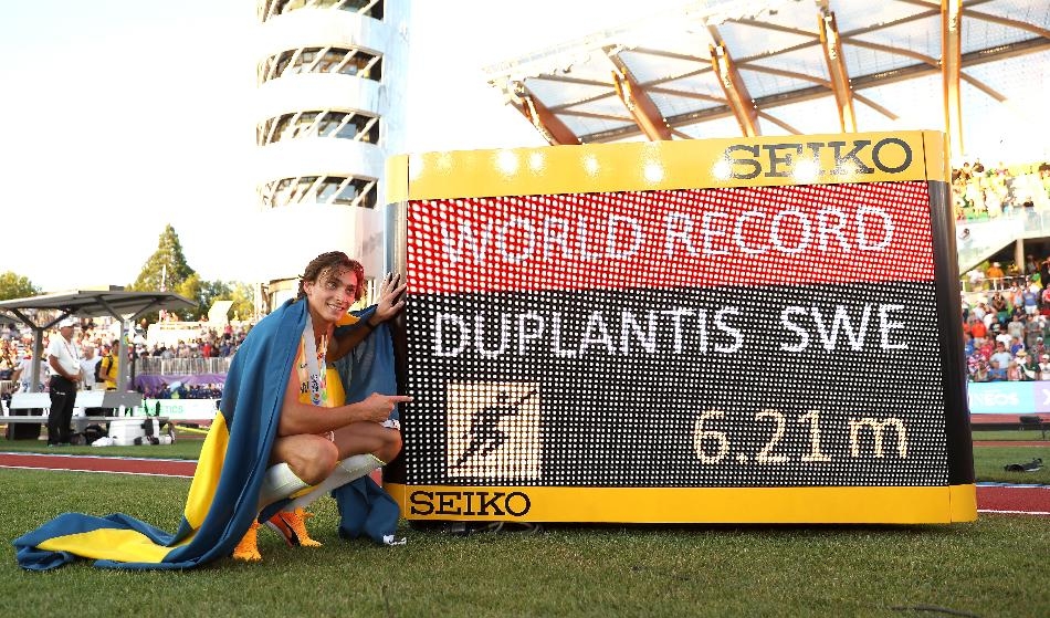 Den svenske stavhopparen Armand Duplantis satte sitt världsrekord i Eugene den 25 juli. Nästa år avslutas friidrottsserien Diamond League där. Foto: Christian Petersen/Getty Images
