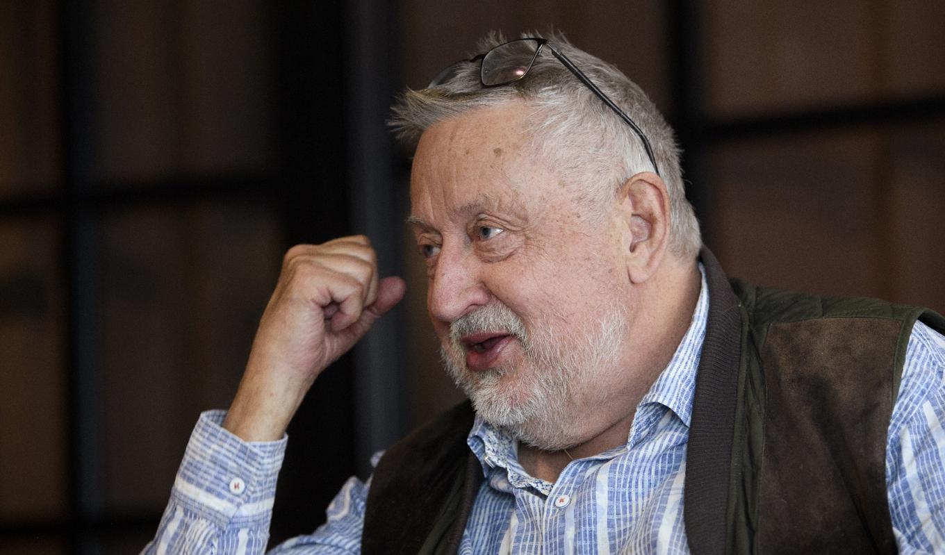 Leif GW Persson ansåg att Mats Löfving utsattes för privatjustis. Hur utreddes inte. Mer angeläget är att rikta ljus mot den sort som varje år drabbar tusentals offentliganställda. Dessa dagar särskilt sjukhuspersonal.  Foto: Henrik Montbomery/TT