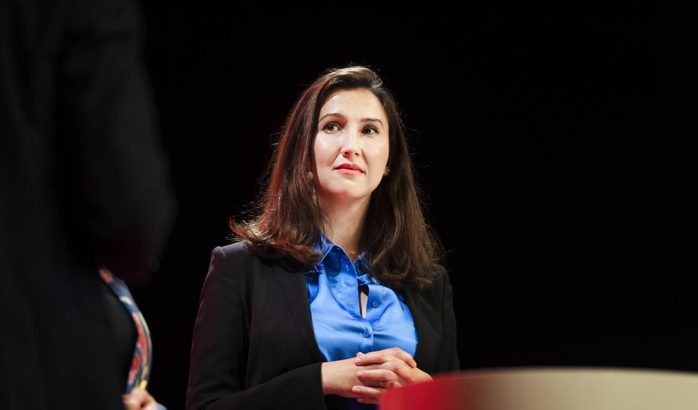 Finansregionrådet Aida Hadzialic i Stockholm har efter en ettårig flickas tragiska död lovat att bryta tystnadskulturen. En ny idé lanseras: Checklista vid allvarlig försämring. Foto: Stina Stjernkvist/SvD/TT