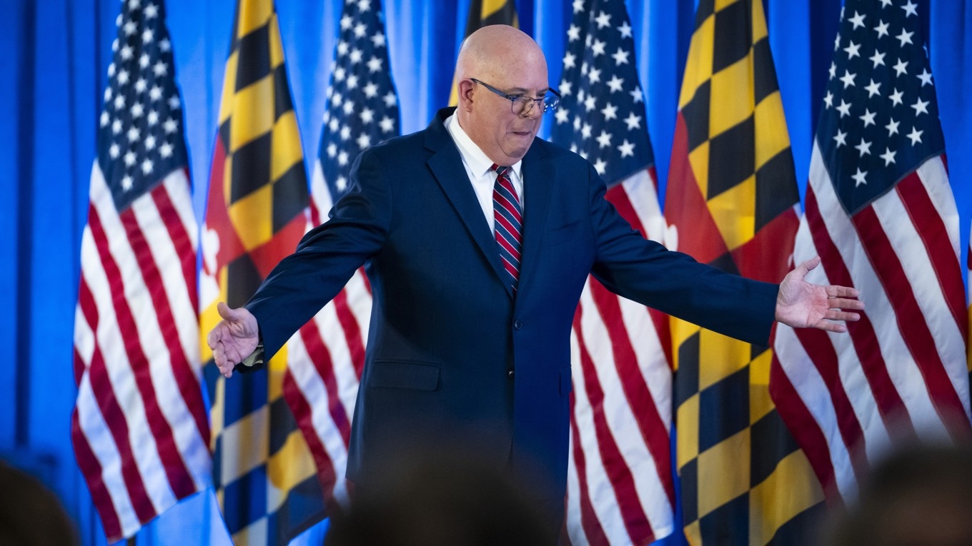 Larry Hogan, tidigare guvernör, vann Republikanernas primärval till senaten för Maryland den 14 maj med bred marginal. Hogan tros kunna bli en seriös utmanare till den demokratiske kandidaten i en delstat som annars betraktas som ”mörkblå”, alltså ett starkt fäste för Demokraterna. Foto: Madalina Vasiliu