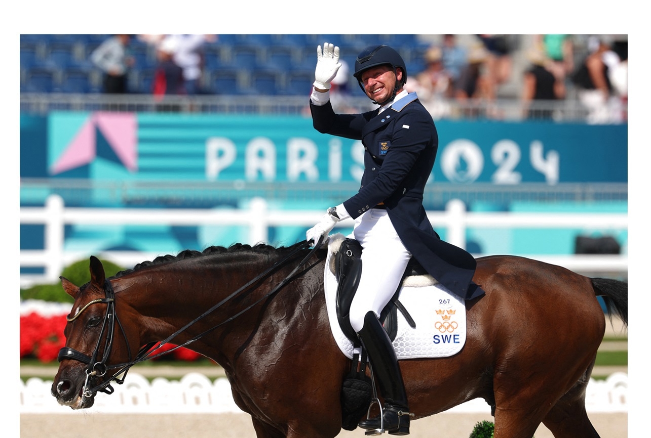 Svenske dressyrstjärnan Patrik Kittel under en av tävlingsdagarna i Paris-OS där han rider  Touchdown som under en världscuptävling tidigare i år visade symtom på syrebrist. Foto: Pierre-Philippe Marcou/AFP via Getty Images