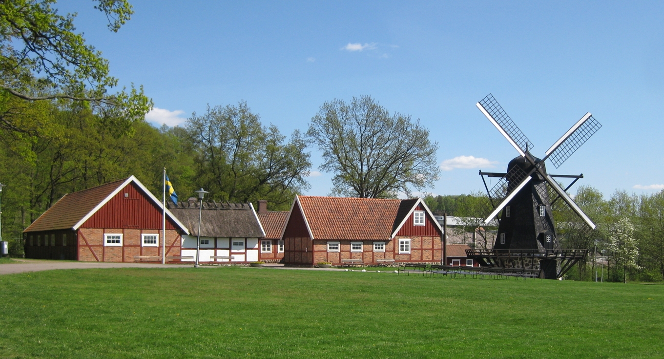 Den lokala historien är viktig för gemenskapen. Åstorps hembygdsgård med museum. Foto: Jorchr