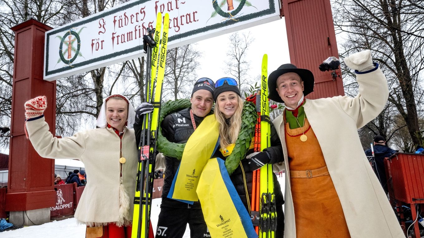 Fjolårsvinnarna av Vasaloppet, Emilie Fleten, Norge, och Torleif Syrstad, Norge. Båda kan vinna även i år – det 101:a Vasalopppet. Foto: Ulf Palm/TT