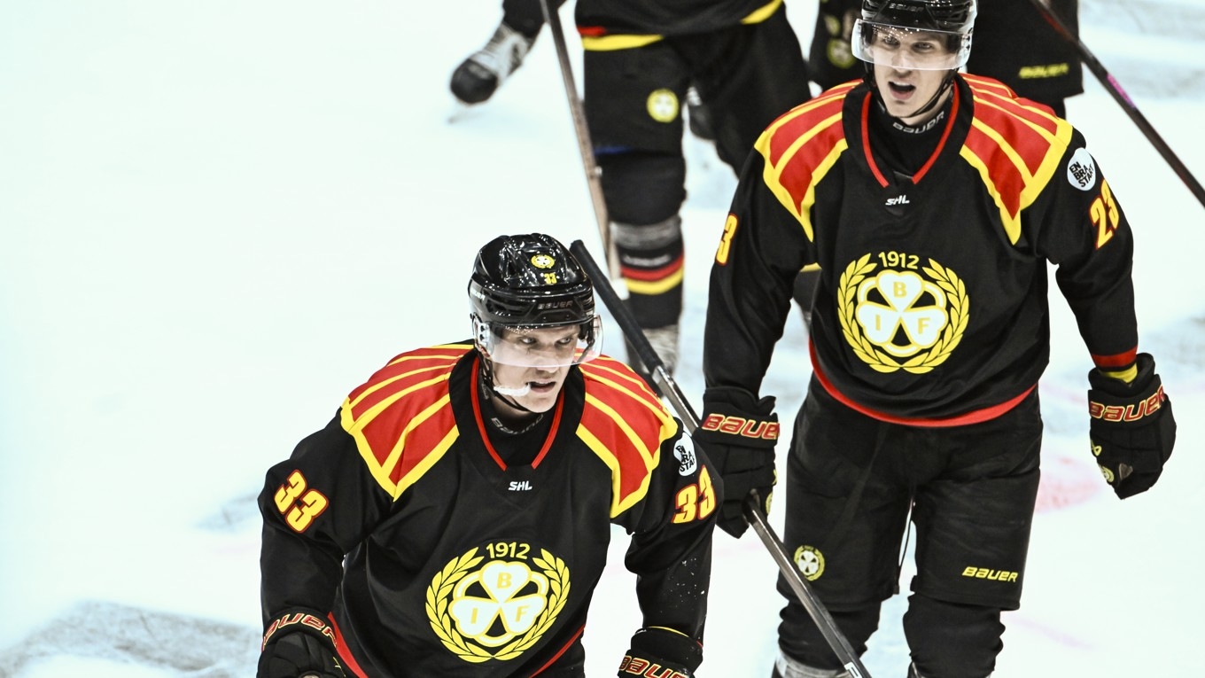 Brynäs Jakob Silfverberg (#33) gjorde ett av Brynäs fyra mål i lagets andra seger i kvartsfinalserien mot Malmö. Arkivbild. Foto: Christine Olsson/TT