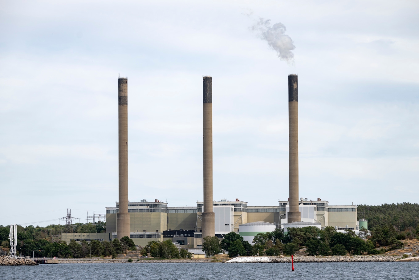 Det oljeeldade Karlshamnsverket har en total kapacitet på 660 MW, men kan till följd av en lagändring i mars inte längre användas som effektreserv i elsystemet. Arkivbild Foto: Johan Nilsson/TT