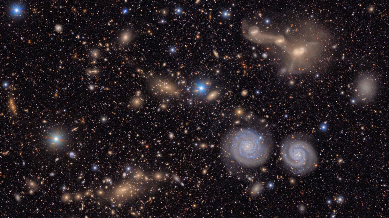 En av de första bilderna från världens mest kraftfulla kamera i observatoriet Vera C Rubin i Chile. Foto: NSF-DOE Vera C. Rubin Observatory/AFP/TT