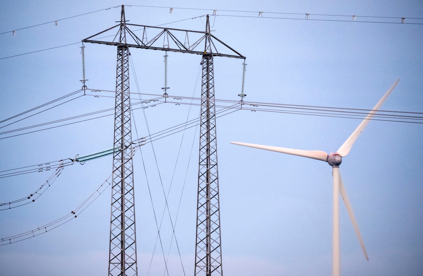 Trångt i ledningarna får elprisskillnaderna att öka. Arklivbild. Foto: Johan Nilsson / TT