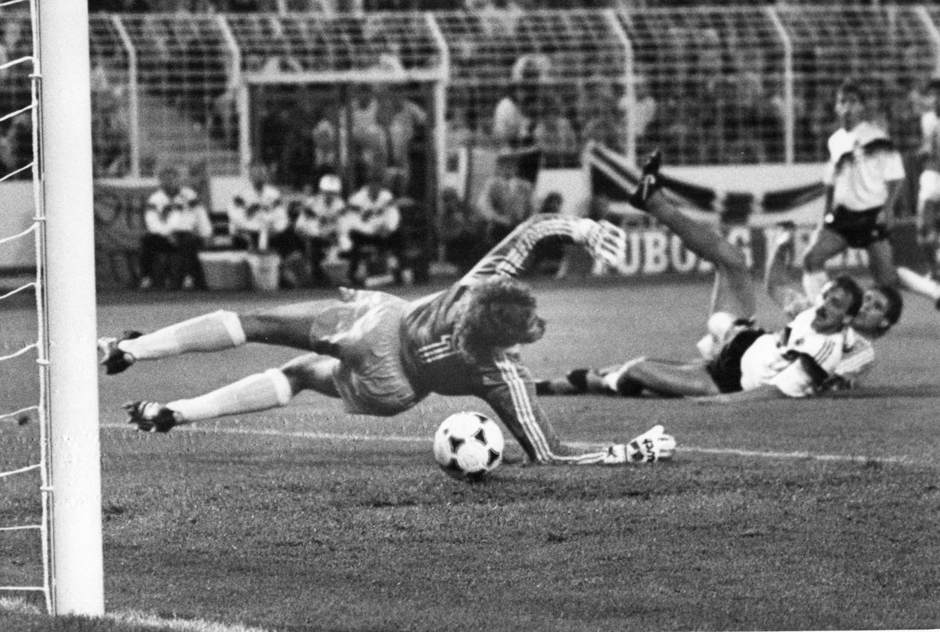 Eike Immel var en av 80-talets bästa målvakter. Arkivbild. Foto: STF/TT