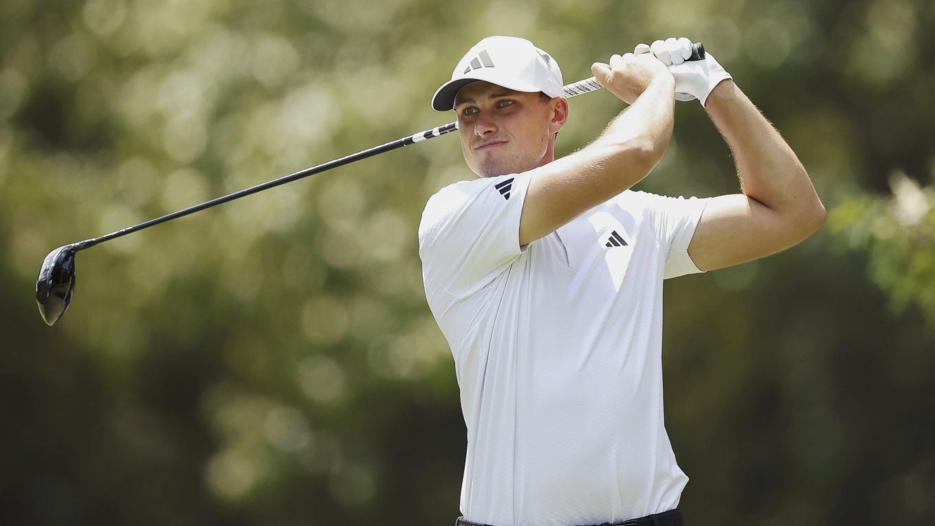 Ludvig Åberg är med och slåss om segern i PGA-slutspelet i Atlanta där vinnaren belönas med 95 miljoner kronor på ett bräde. Foto: Stacy Revere/Getty Images