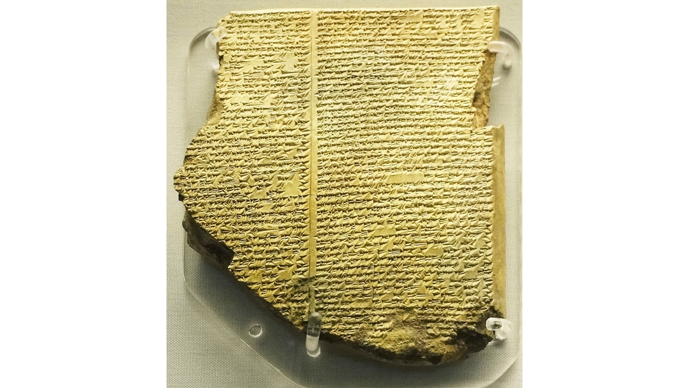Lertavla med ett avsnitt ur Gilgamesheposet från Assurbanipals bibliotek. Foto: Public Domain