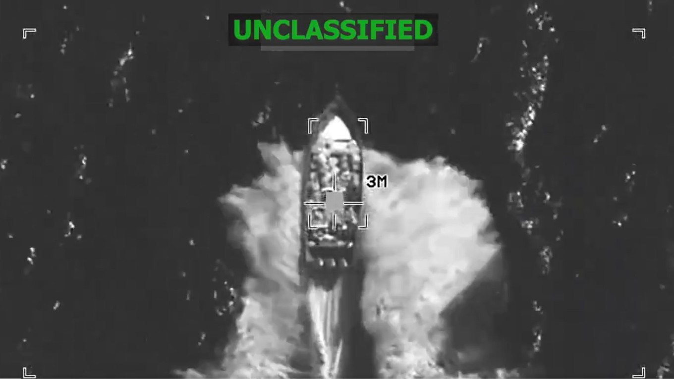 En attack mot en båt i Stilla havet den 4 december. Foto: Skärmbild/Southcom/X