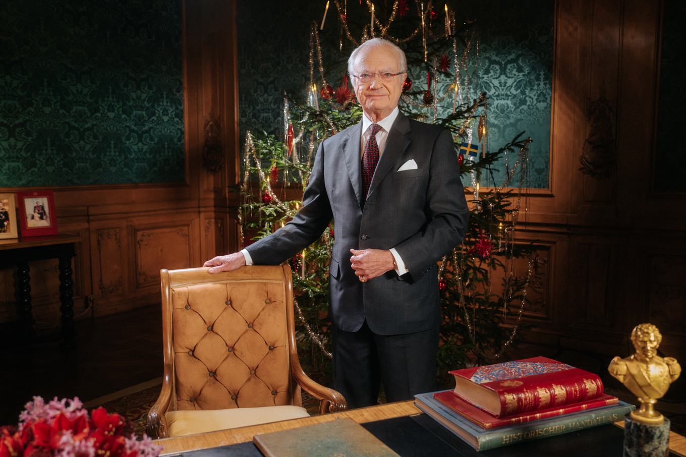Kung Carl Gustaf håller jultalet från Stockholm slott. Foto: Clément Morin/Kungliga Hovstaterna/TT