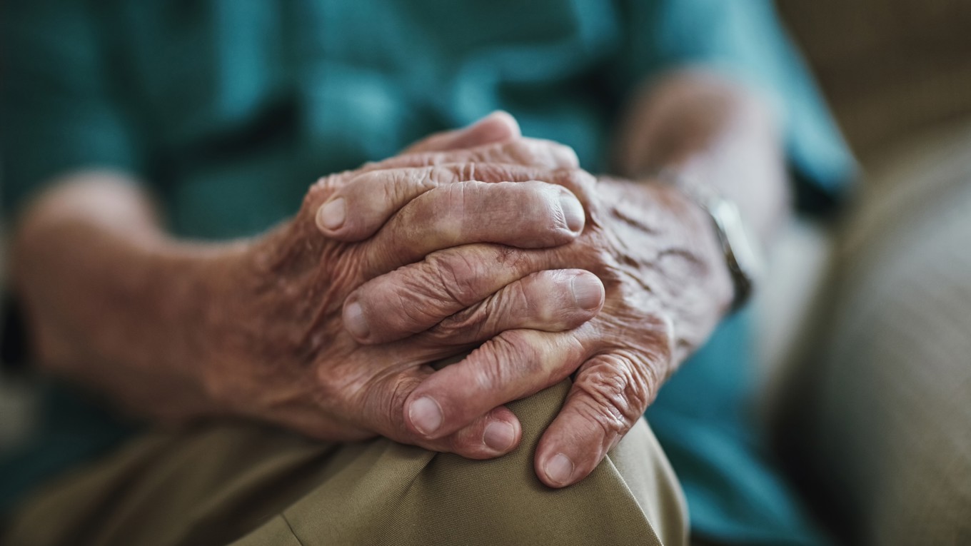 Enligt en ny studie kan blodprov tas hem och skickas till labb, vilket öppnar för helt nya möjligheter att studera sjukdomar som alzheimer. Foto: Shutterstock