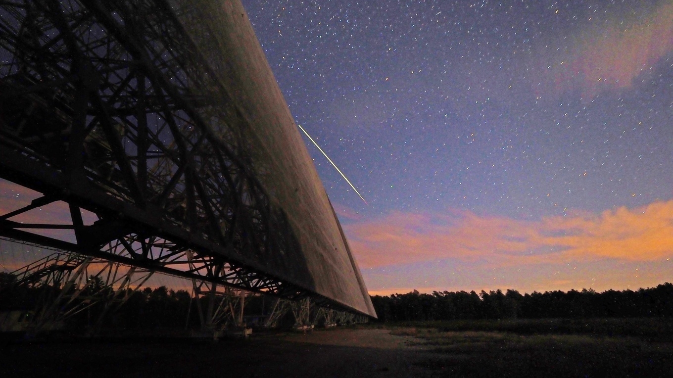 Varje år görs tusentals iakttagelser av föremål med oförklarliga egenskaper. De flesta kan avfärdas som naturliga fenomen, men en mindre andel kan inte det. Foto: Guillaume Souvent/AFP/Getty Images