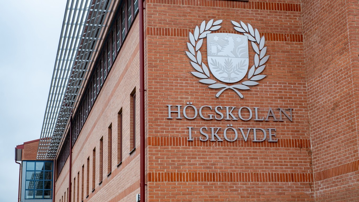 Högskolor, däribland Högskolan i Skövde, betalar miljontals kronor till internationella rekryterare. Foto: Samuel Steén/TT