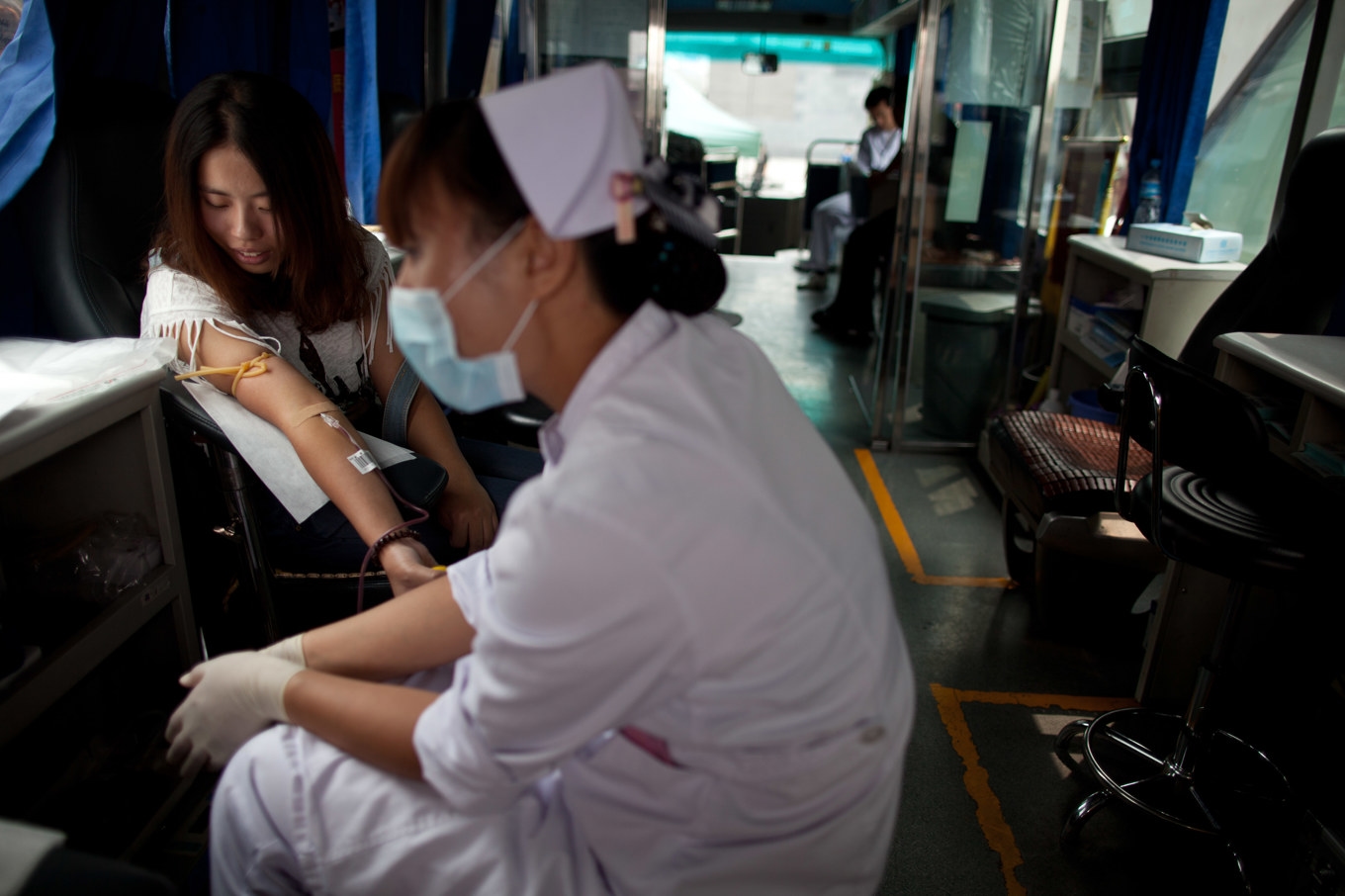 Det är förbjudet att sälja blod i Kina, men hanteringen är ändå omfattande, enligt kineser som Epoch Times har talat med. Foto: Ed Jones/AFP/GettyImages