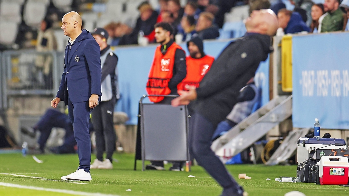 Hemmaförlusten mot bulgariska Ludogorets blev början till slutet för MFF:s tränare Henrik Rydström. Motståndarnas tränare, portugisen Rui Mota, sitter däremot kvar. Foto: Andreas Hillergren/TT