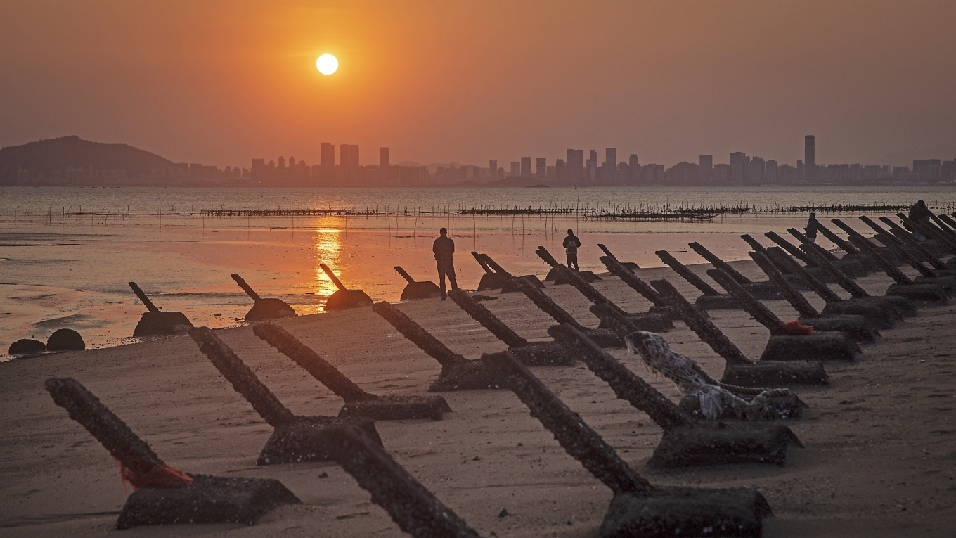 Stridsvagnshinder på ön Kinmen, den del av Taiwans territorium som ligger närmast Fastlandskina. Foto: Chris McGrath/Getty Images
