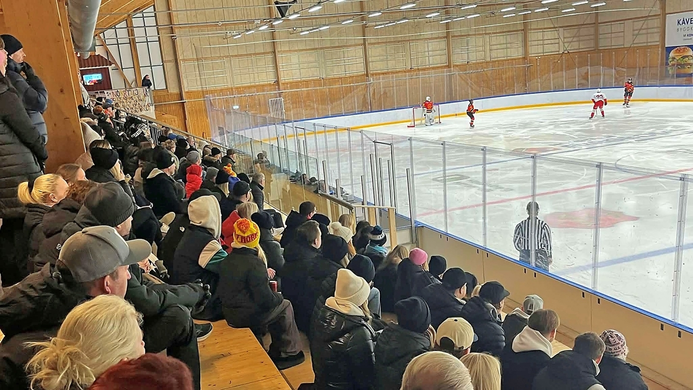 Norrtälje IK, nykomlingar i den norra serien kunde glädjas åt goda publiksiffror under säsongen, vilket ger positiv utdelning i form av ökade inkomster både för sponsring och entréintäkter. Foto: Privat