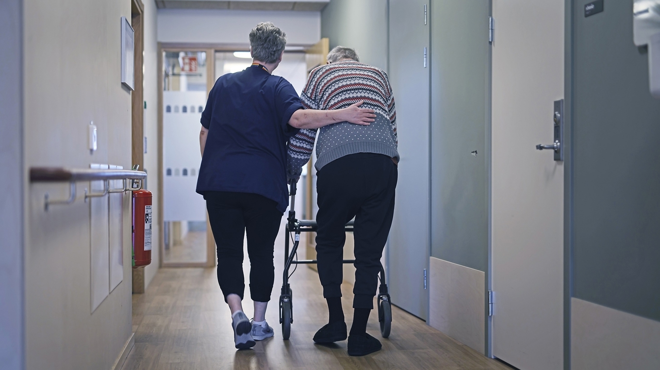 Bristen på äldreboenden riskerar att leda till att tusentals äldre i Stockholm kan tvingas lämna sina hemtrakter. Foto: Oscar Olsson/TT