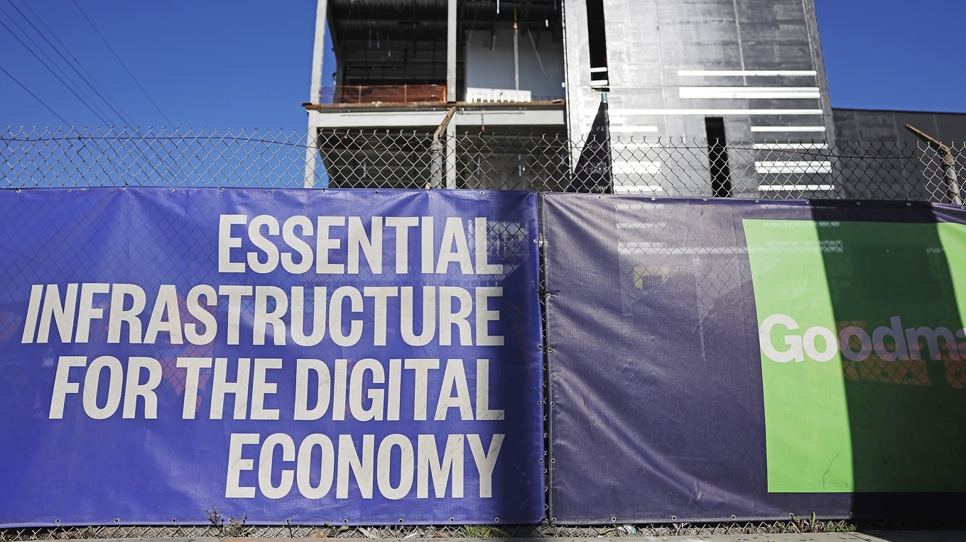 EU vill tredubbla datacenterkapaciteten de närmaste fem åren, men avslöjas nu med att begränsa information om miljöpåverkan. Foto:  Mario Tama/Getty Images
