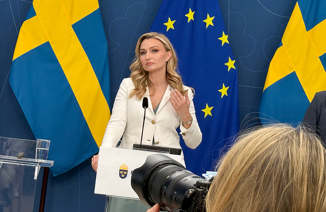Ebba Busch (KD) talade mycket om det kärva läge som regeringen tog över i. Foto: Staffan Erfors