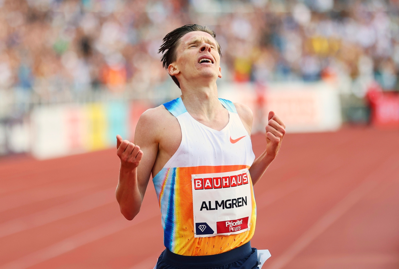 Andreas Almgren putsade sitt svenska rekord på 3 000 meter med fem sekunder, men beskrev loppet som ”ett träningspass”. Storformen inför EM verkar vara på gång. Foto: Maja Hitij/Getty Images