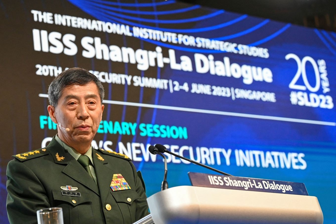 Li Shangfu, tidigare försvarsminister, här på en bild från 2023, är en av två tidigare försvarsministrar som nu dömts till döden. Foto: Roslan Rahman/AFP via Getty Images