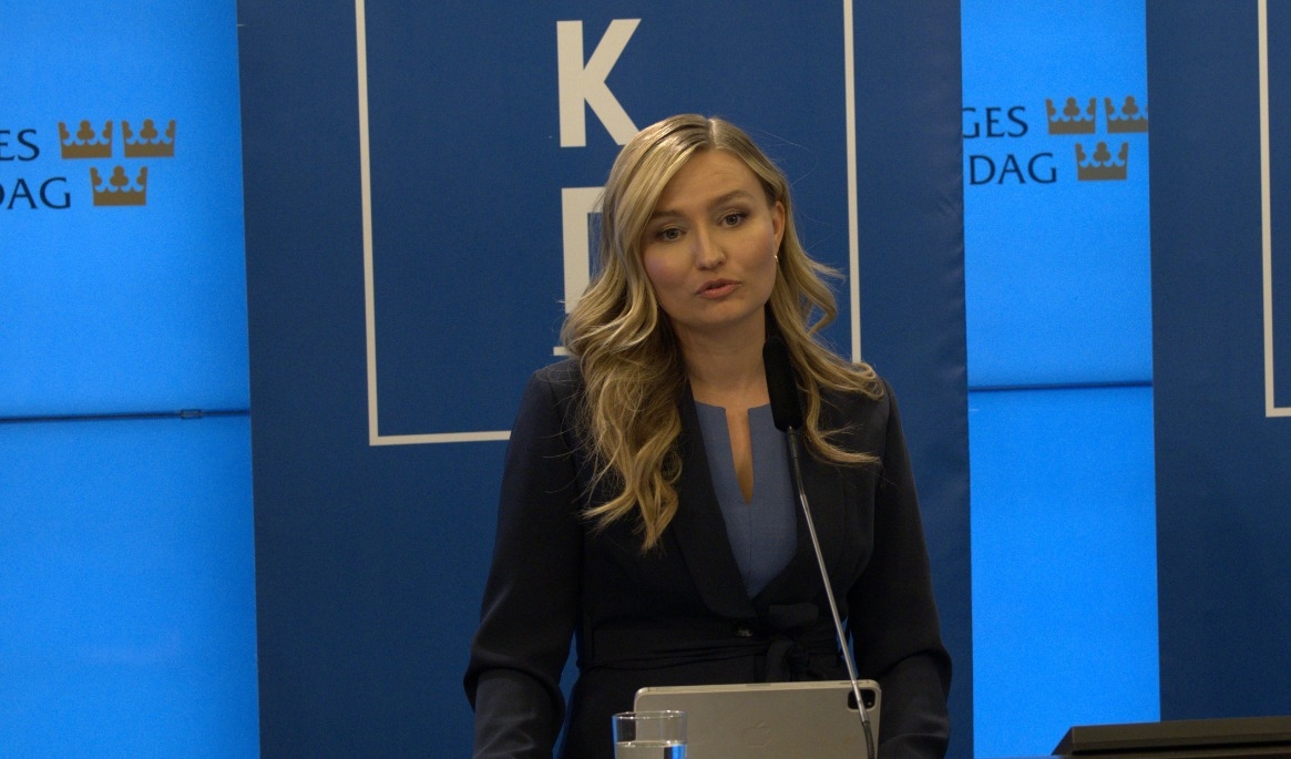 KD-ledaren Ebba Busch åtnjuter ett allt större förtroende bland väljarna. Hennes parti går också framåt i flera opinionsundersökningar. Foto: Roger Sahlström