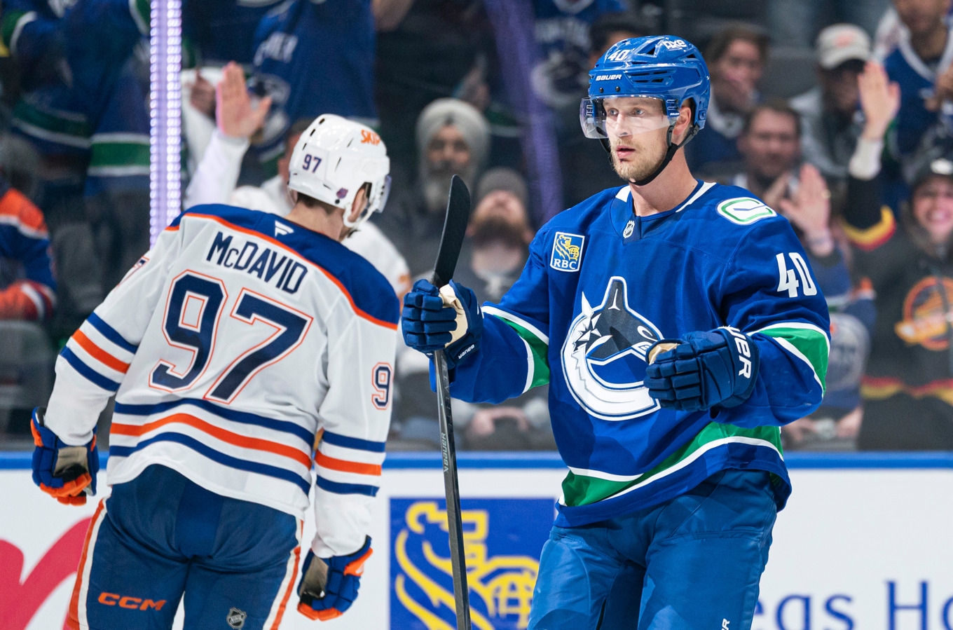 Vancouvers Elias Pettersson (40) på bild från tidigare i oktober. Foto: Rich Lam/AP/TT