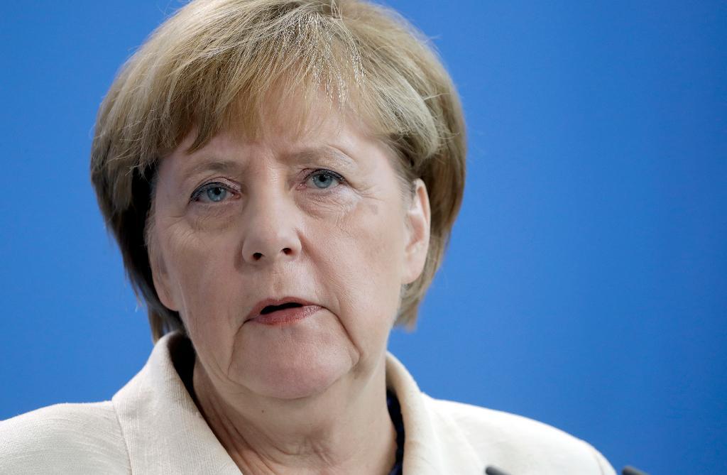 Tysklands förbundskansler Angela Merkel har ett avtal på gång med Marocko om att skicka hem marockaner som vistas illegalt i Tyskland. Arkivbild. (Foto: Michael Sohn/AP/TT)