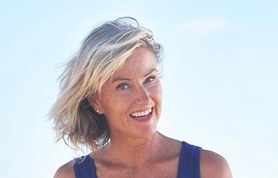 



Sanna Ehdin som är utbildad immunolog och biokemist, är en av Sveriges främsta inom helhetshälsa. Hon är en uppskattad föreläsare inom kost, hälsa och personlighetsutveckling, och har skrivit en mängd böcker i ämnet. (Foto: Privat)                                                                                                                                                                                