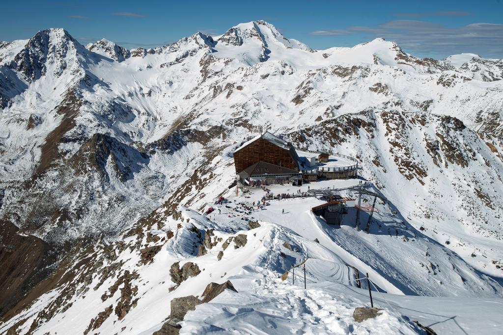 Tiotals människor befaras ha omkommit i en lavin i Italien. (Foto: Arkivbild. Cornelius Poppe/AP/TT)
