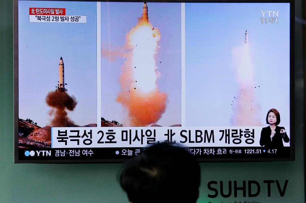 Nordkorea har skjutit upp en oidentifierad robot, uppger Sydkoreas försvarsdepartement. Foto: Ahn Young-joon/AP/TT. Arkivbild
