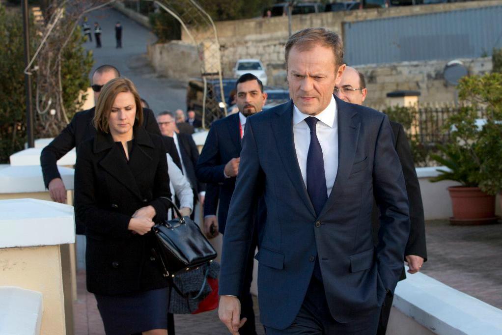 
Donald Tusk vill fortsätta två och ett halvt år till som EU:s permanente rådsordförande. EU-ledarna väntas ge honom grönt ljus på veckans toppmöte. Foto: Virginia Mayo/AP/TT-arkivbild                                            