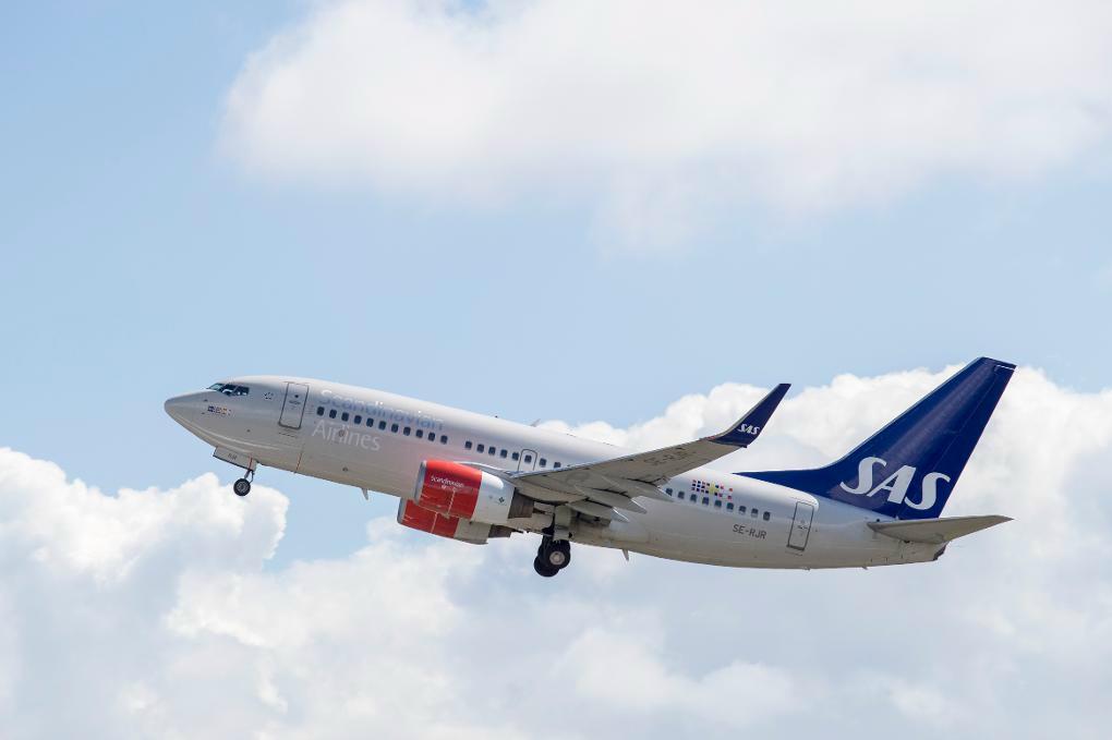 

Ett SAS-plan på väg från München till Oslo tvingades i dag nödlanda sedan en av motorerna slutat fungera. Foto: B e, Torstein                                                                                        