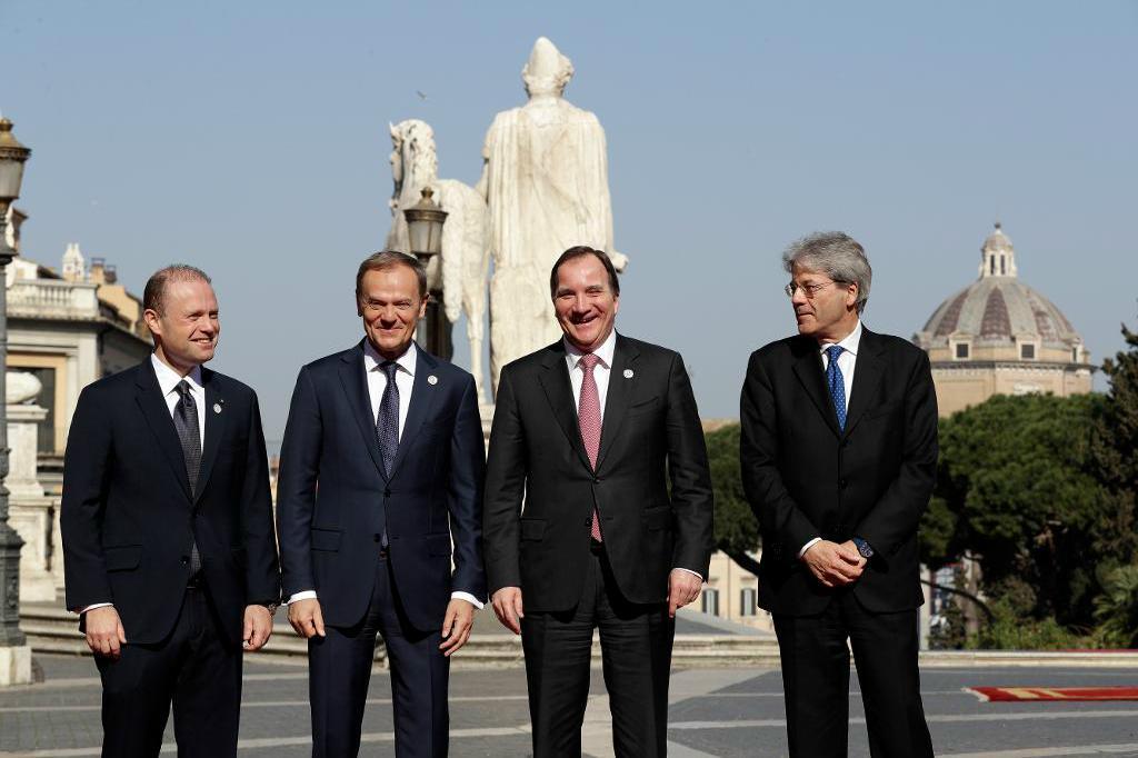 
Maltas premiärminister Joseph Muscat, EU:s ordförande Donald Tusk, statsminister Stefan Löfven and Italiens premiärminister Paolo Gentiloni inför firandet av EU-fördraget. Foto:
Andrew Medichini                                            