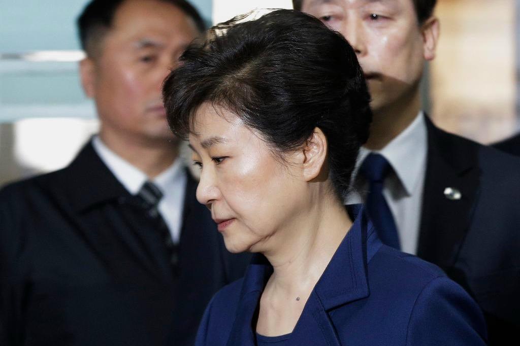 Park Geun-Hye anklagas för korruption och maktmissbruk och är den första demokratiskt valda ledare i landets historia som tvingats från presidentposten. Arkivbild. Foto:
Ahn Young-Joon/AP/TT