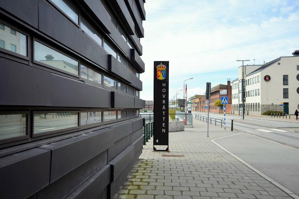 
Hovrätten går på tingsrättens linje och dömer en 24-årig man för krigsbrott. Foto: John Alexander Sahlin / TT                                            