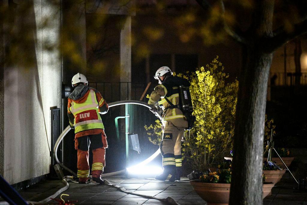 


Ett stort antal bilar förstördes i garagebranden. Arkivbild. Foto: Johan Nilsson/TT                                                                                                                                    