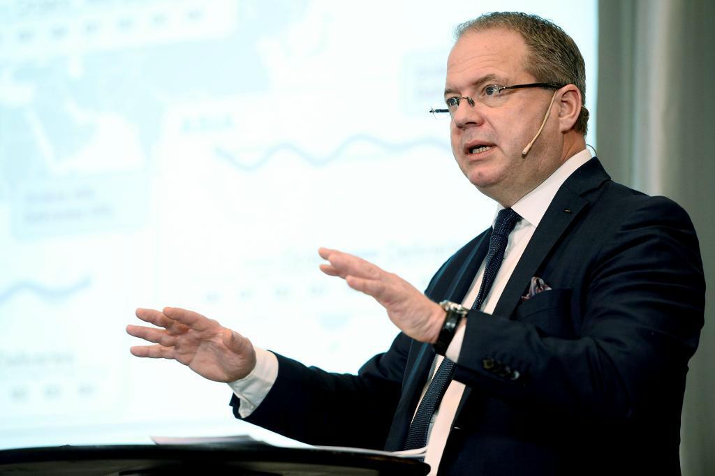 

Volvo, med Martin Lundstedt som koncernchef, redovisar ett vinstlyft för första kvartalet. Foto: Henrik Montgomery/TT-arkivbild                                                                                        