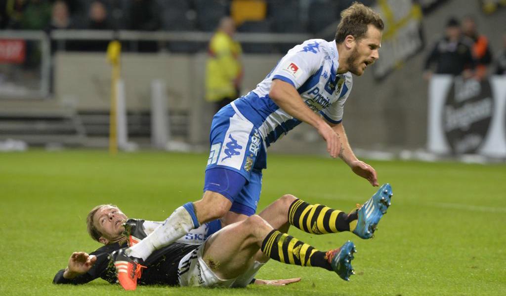 

Det blir ingen match mellan Per Karlssons AIK och Tobias Hyséns IFK Göteborg i kväll. Foto: TT-arkivbild                                                                                        