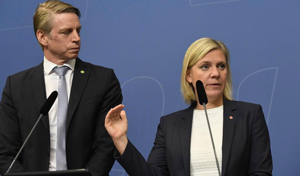 

Regeringen med biträdande finansminister Per Bolund (MP) och finansminister Magdalena Andersson (S) i spetsen lägger fram ett förslag om nya företagsskatter. Arkivbild.                                                                                        