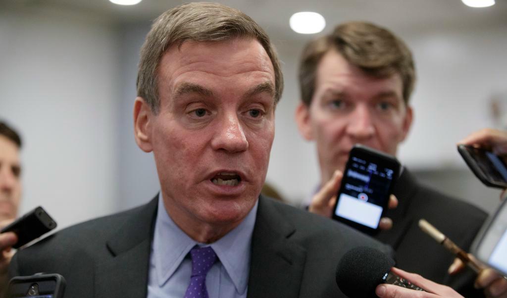 Demokraten Mark Warner, vice ordförande i den amerikanska senatens underrättelsekommitté. Arkivbild. Foto: J. Scott Applewhite/AP/TT
