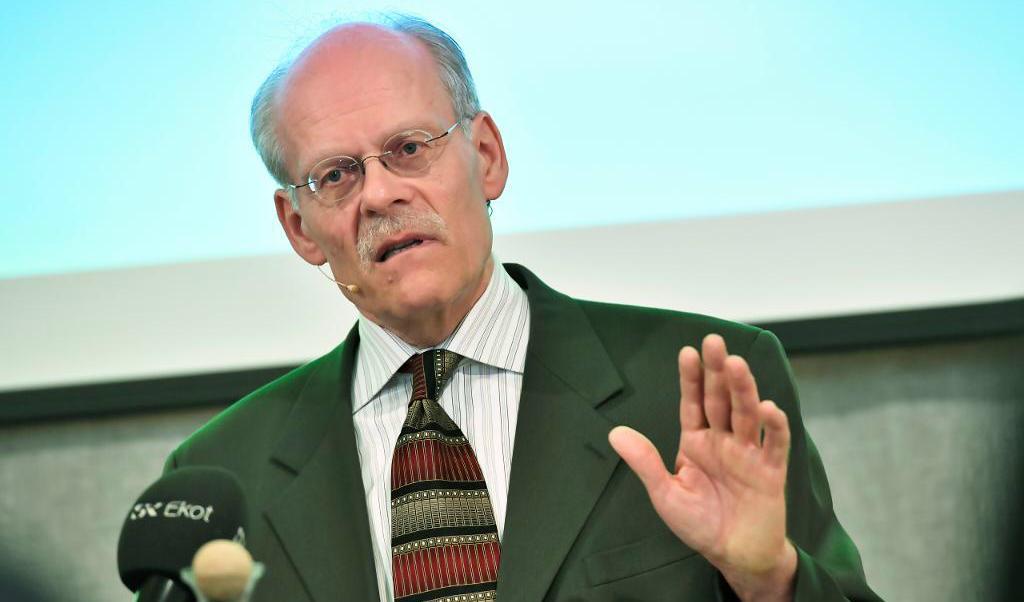 

Riksbankens chef Stefan Ingves är fortsatt oroad över svenska hushålls skuldsättning. Arkivbild.                                                                                        