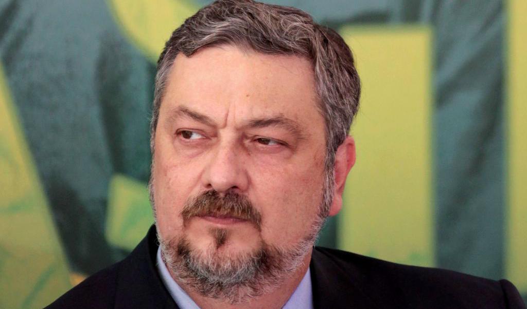 
Brasiliens tidigare finansminister Antonio Palocci har dömts till tolv års fängelse för korruption. Foto: Eraldo Peres/AP/TT-arkivbild                                            