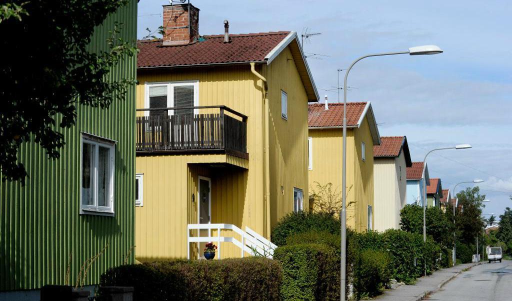 Det är litet utbud och därför låg omsättning på småhusmarknaden. Foto: TT-arkivbild