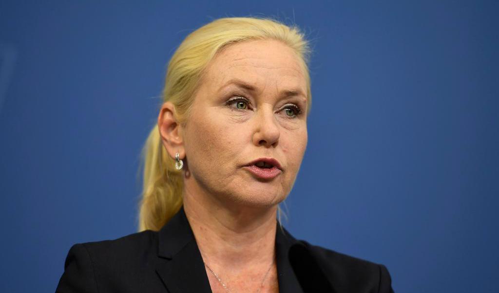 
Infrastrukturminister Anna Johansson (S) lägger det fulla ansvaret för IT-skandalen på Transportstyrelsen. Foto: Erik Simander/TT-arkivbild                                            
