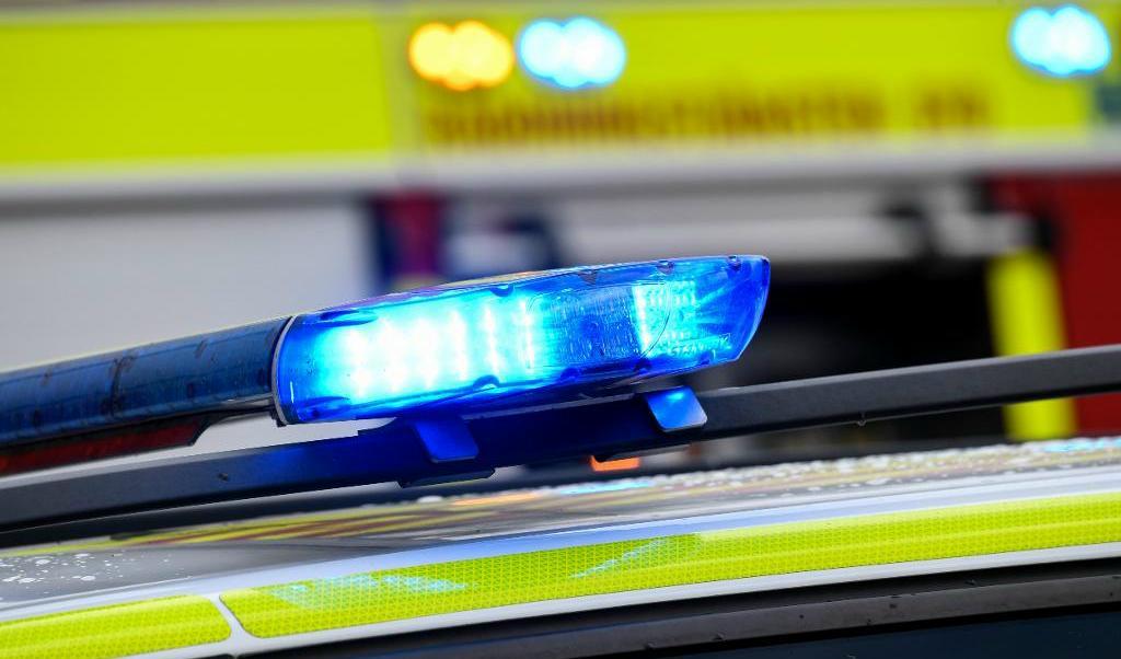 



Det är totalstopp på E4 norr om Gävle efter en trafikolycka. Foto: Johan Nilsson/TT-arkivbild                                                                                                                                                                                