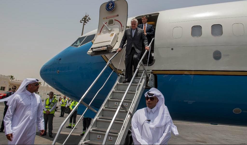 USA:s utrikesminister Rex Tillerson anlände till Doha i Qatar förra veckan. Han åkte skytteltrafik mellan Gulfländerna i ett försök att medla i konflikten mellan Qatar och fyra arabländer. Arkivbild. Foto:
Trevor T. McBride/AP/TT
